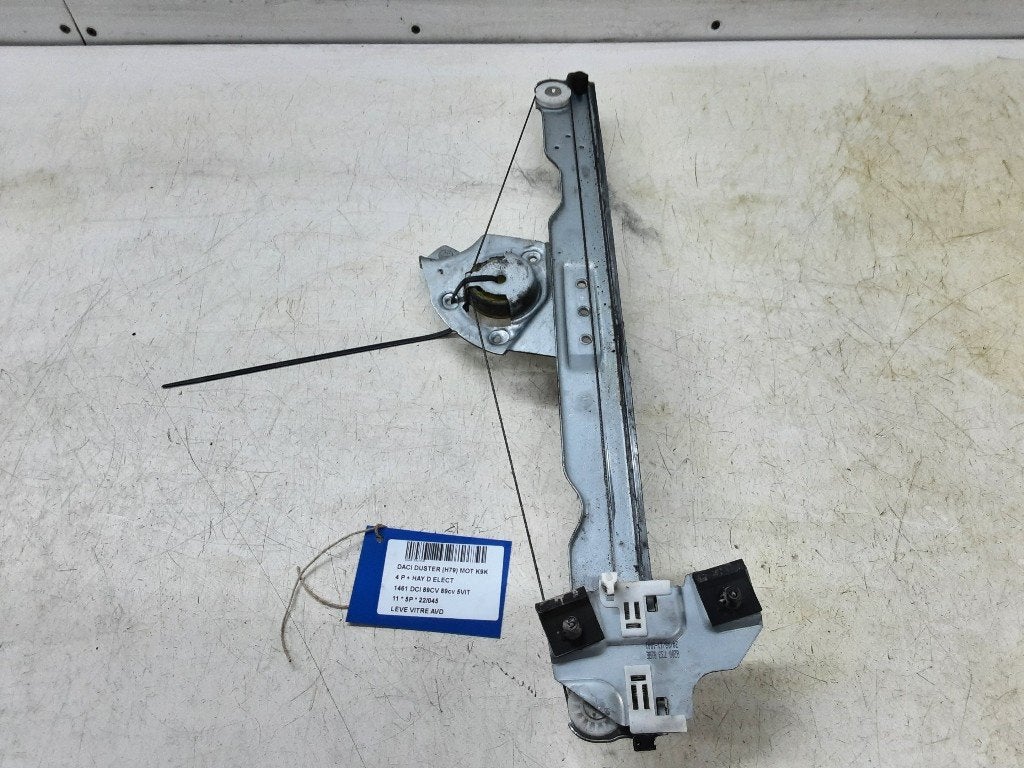 VITRE MECANISME AVANT DROIT Dacia Duster (HS), Utilisé, Dacia