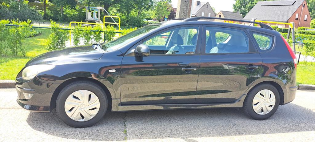 Hyundai i30 CW 2010 - 139500km, Particulier, Achat