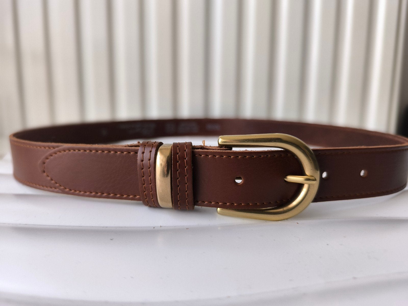 Ceinture en cuir marron pour femme faite à la main - Cuir do, Neuf, Enlèvement ou Envoi, 90 à 100 cm, Brun