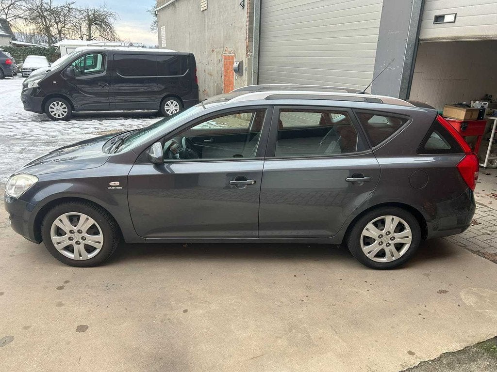 Kia Ceed voiture de tourisme 2009, Autos, Achat, Entreprise, Autre carrosserie, Occasion