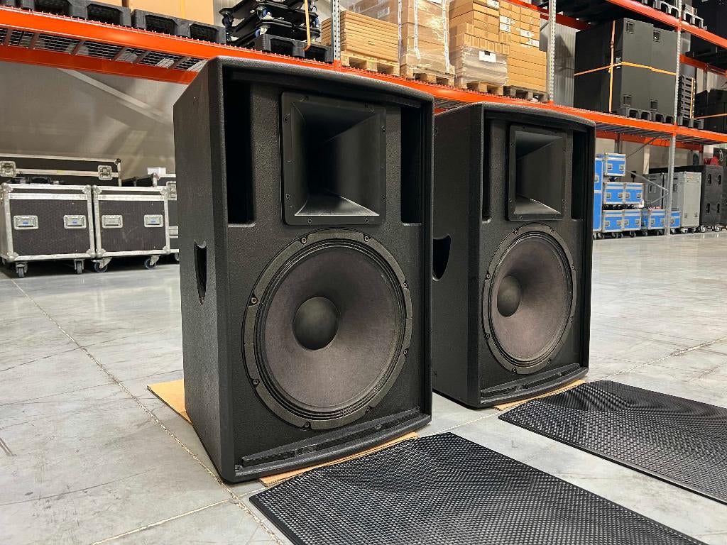 2x Martin Audio Blackline F15 15"/1,4" top, Audio, Tv en Foto, Luidsprekerboxen, Gebruikt, Front, Rear of Stereo speakers, 120 watt of meer