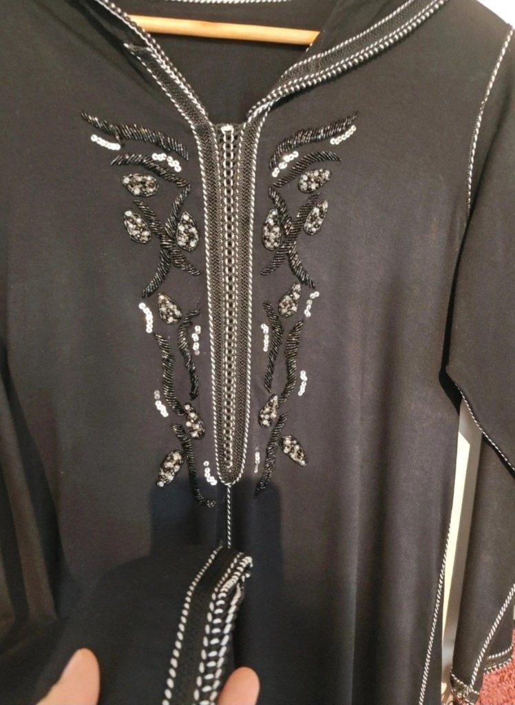 Mooie zwarte Djellaba, Kleding | Dames, Maat 38/40 (M), Overige typen, Verzenden, Zwart