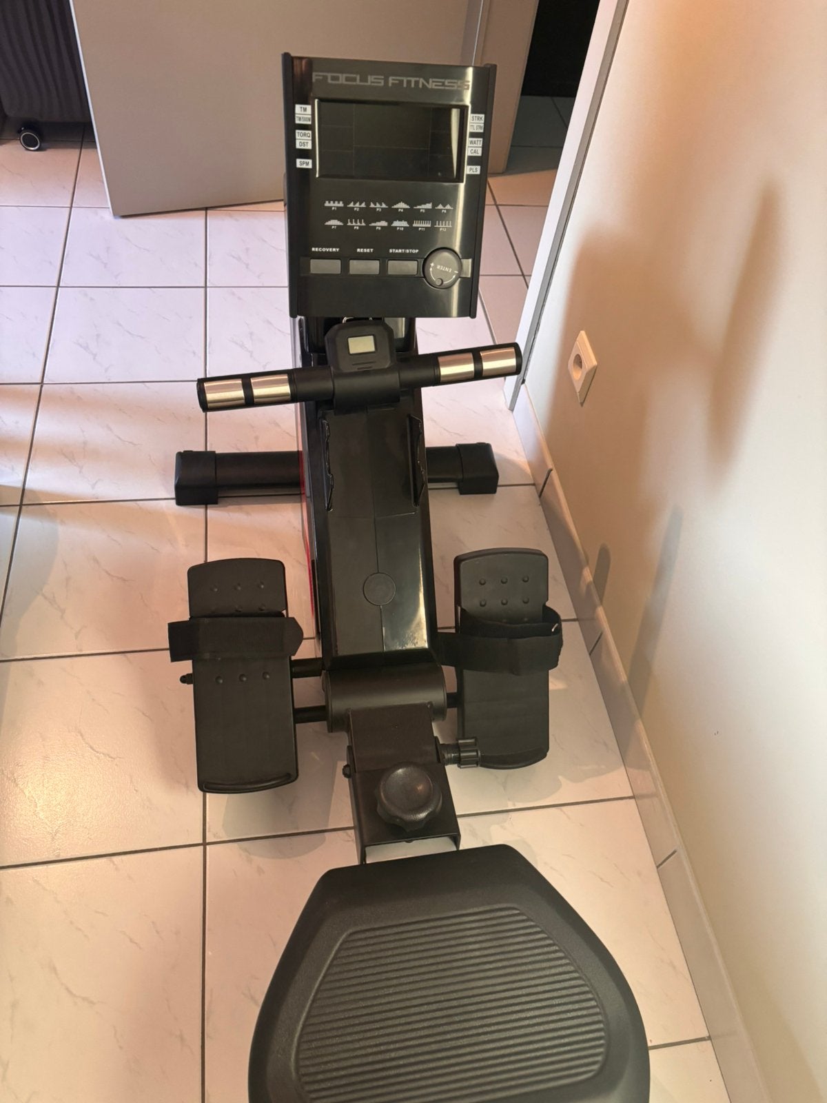 Focus Fitness Row 3, Sport en Fitness, Fitnessapparatuur, Ophalen, Zo goed als nieuw