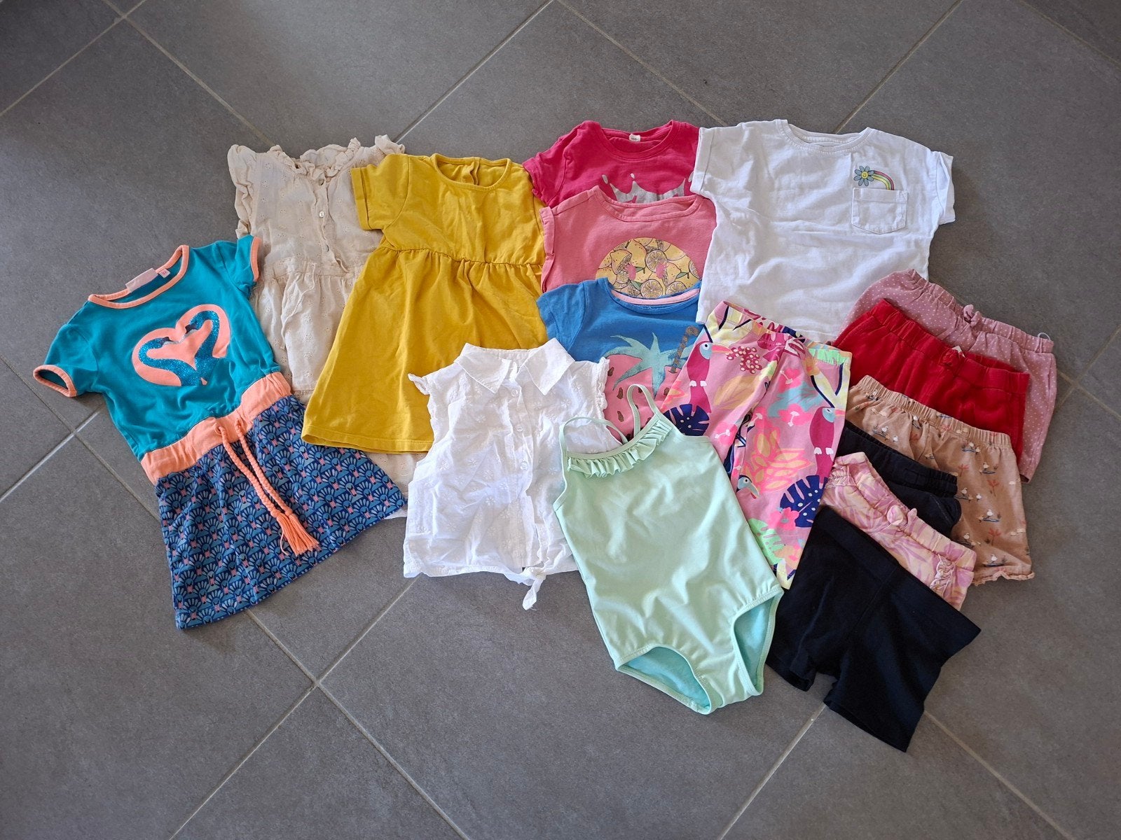 Meisjeskleding, zomer, maat 92 (16 stuks), Kinderen en Baby's, Ophalen of Verzenden
