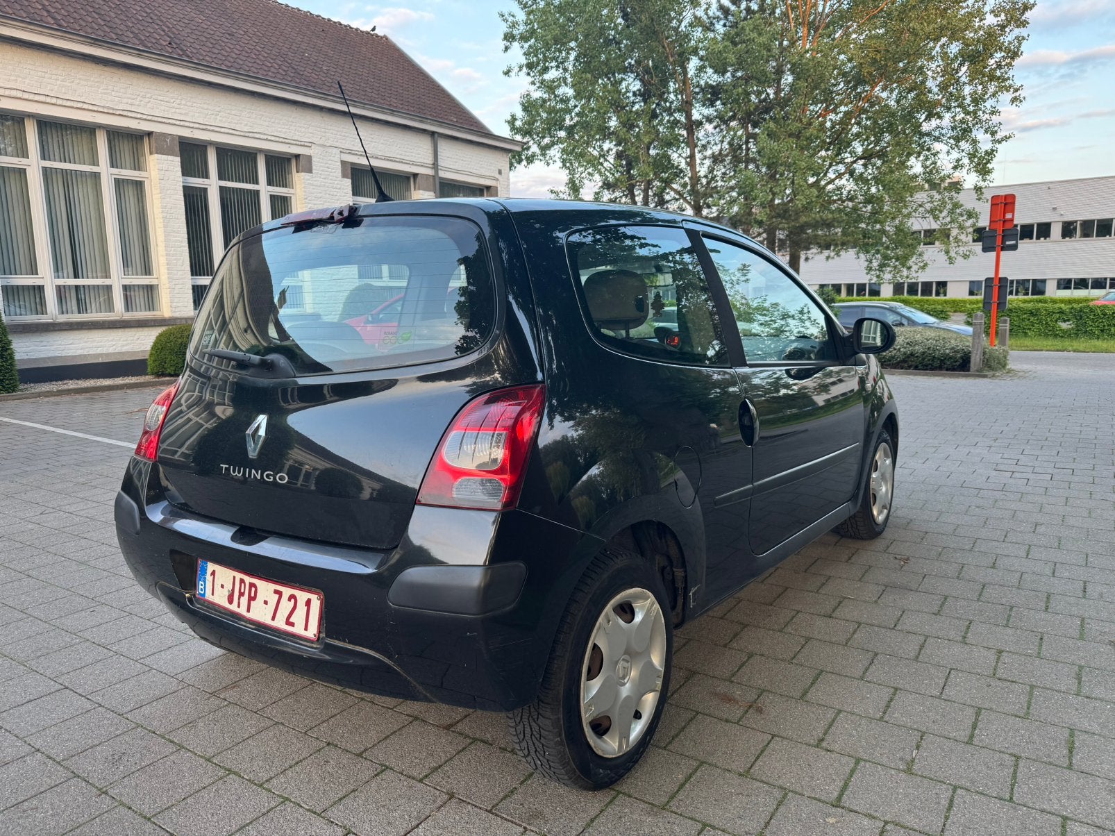 RENAULT TWINGO 1.2i ESSENCE / 3 PORTES / CONTROLE OK, Bluetooth, Essai à domicile, Entreprise, Euro 4