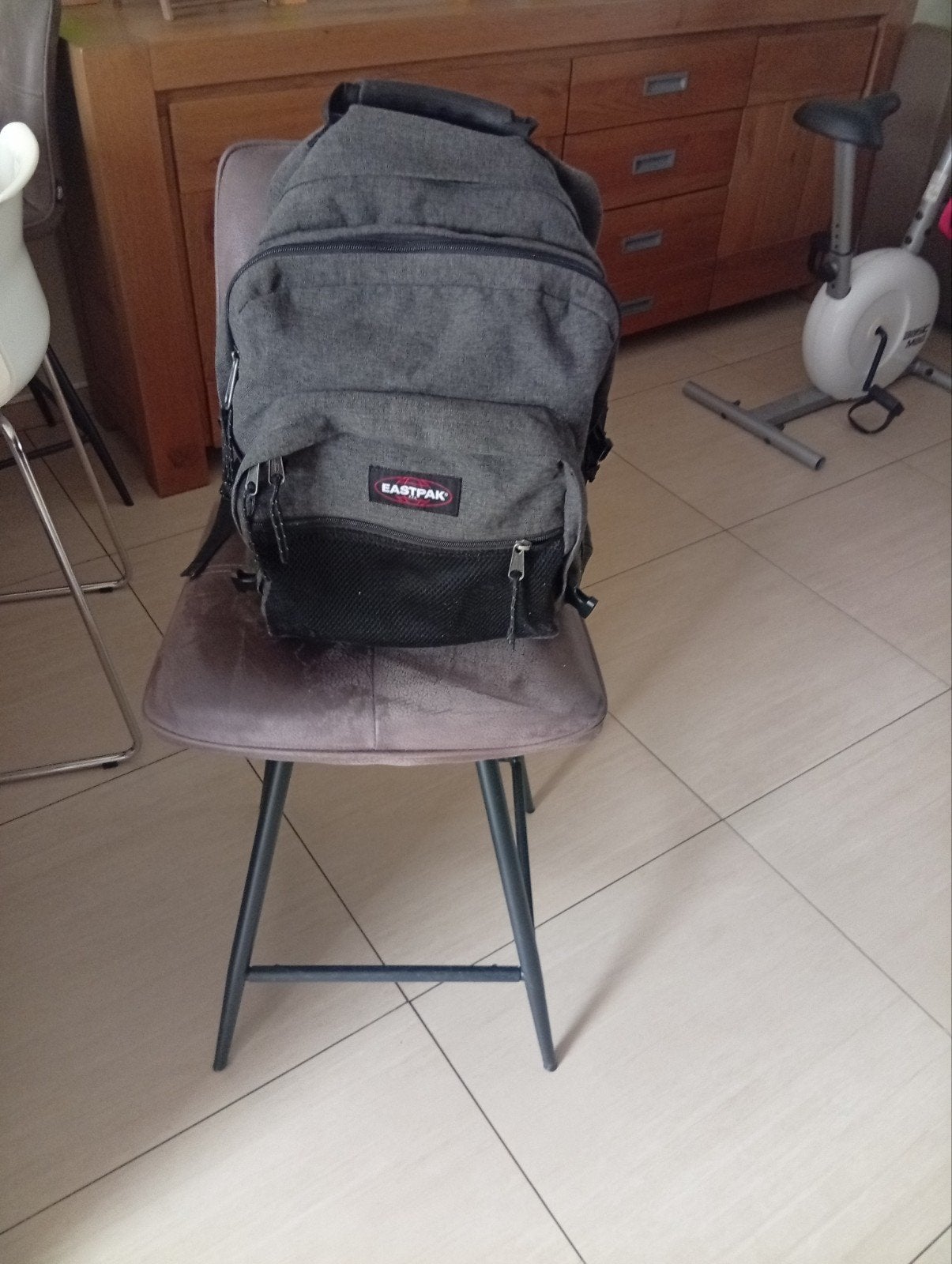Sac a dos eastpak, Bijoux, Sacs & Beauté, Sacs | Cartables, Enlèvement