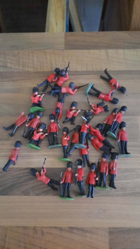 les Kings Own Grenadiers de Grande-Bretagne, Collections, Jouets miniatures, Enlèvement ou Envoi