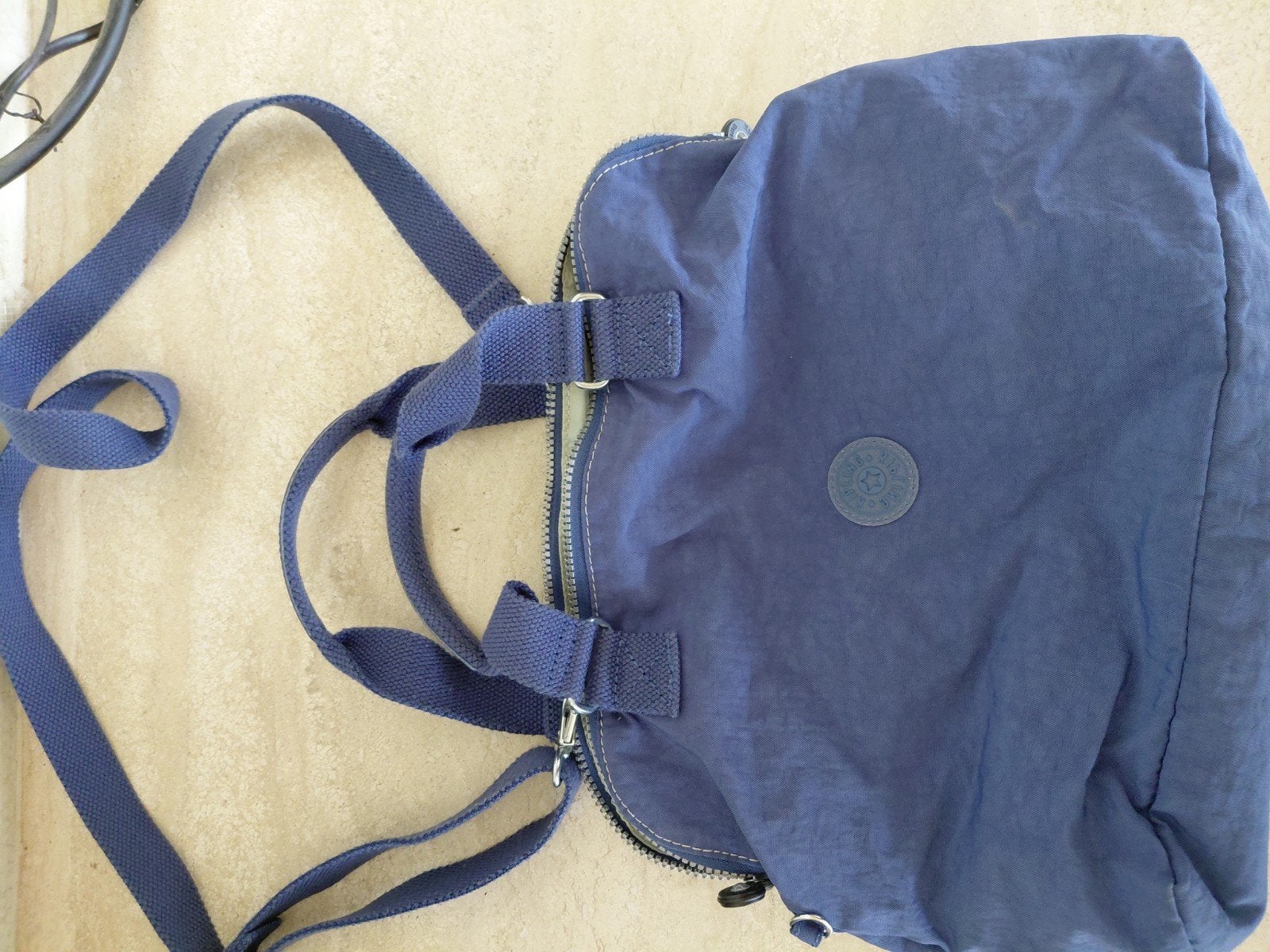 Sac en bleu KIPLING, Enlèvement, Kipling