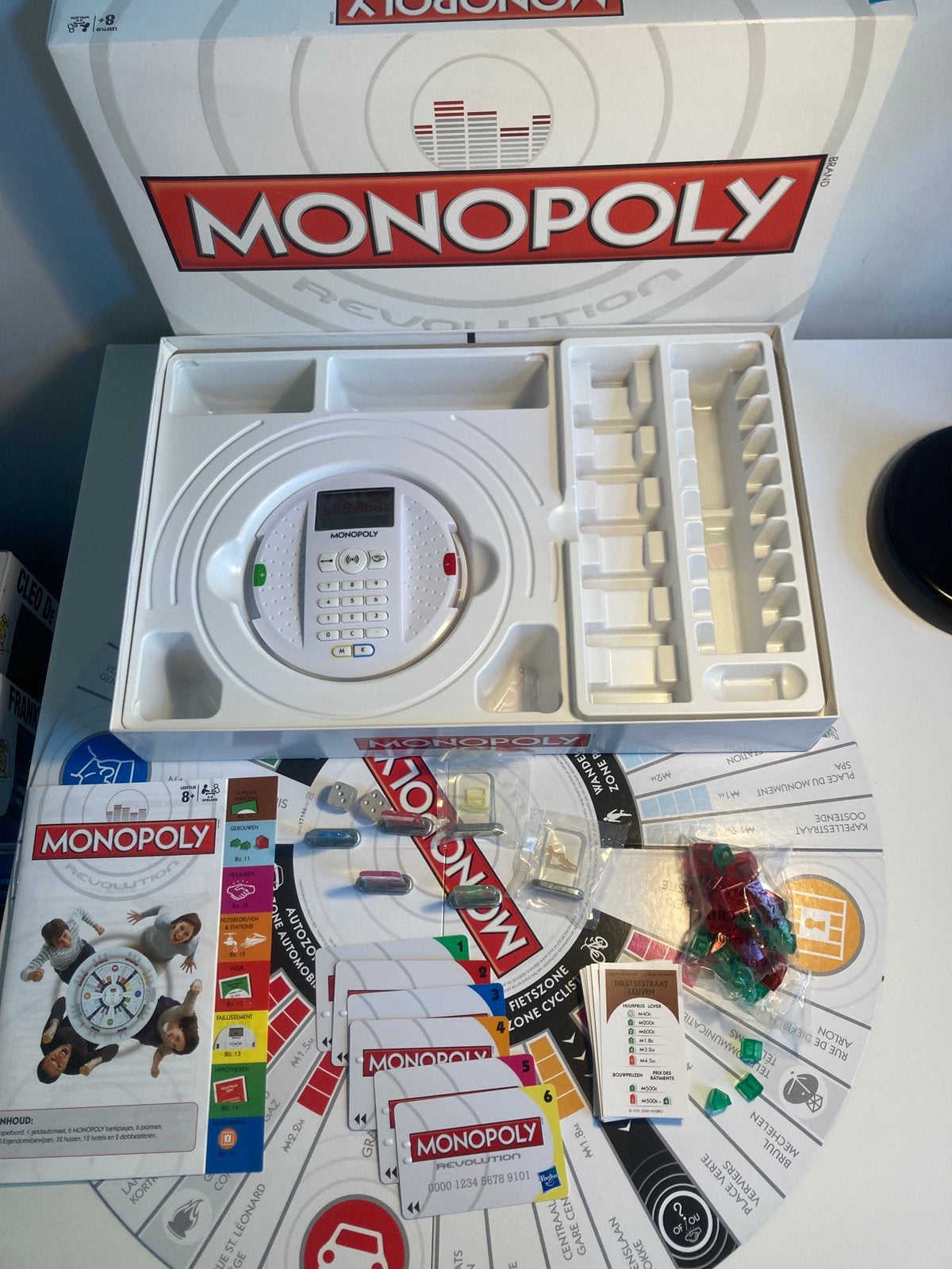Monopoly Revolution bankkaart editie, Een of twee spelers, Ophalen of Verzenden, Zo goed als nieuw
