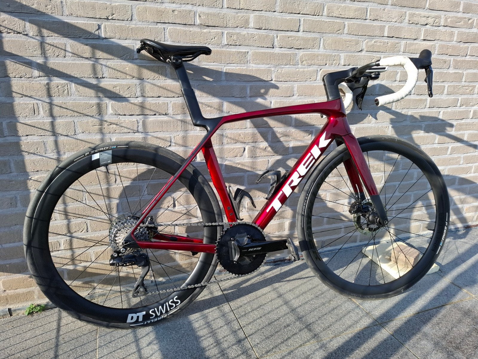 Trek Madone SL 6 105 DI2 ML *Classified*, Ophalen