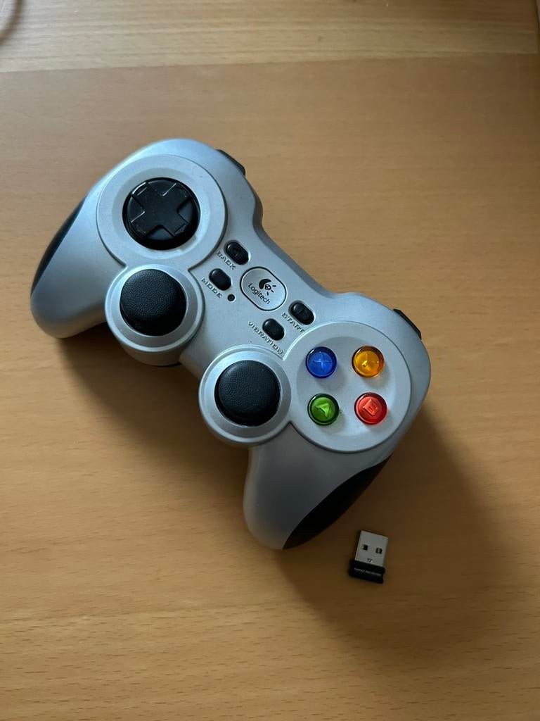 Logitech draadloze controller, Enlèvement ou Envoi, Comme neuf