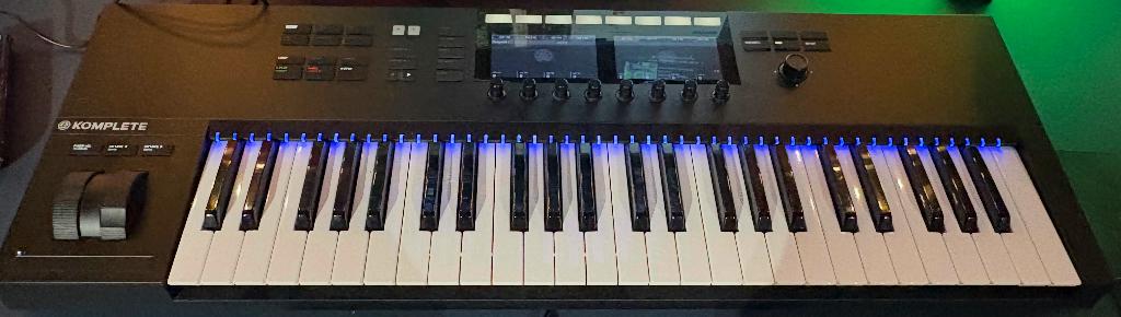 Native Instruments Komplete Kontrol S46 MIDI keyboard, Enlèvement, Comme neuf, 49 touches