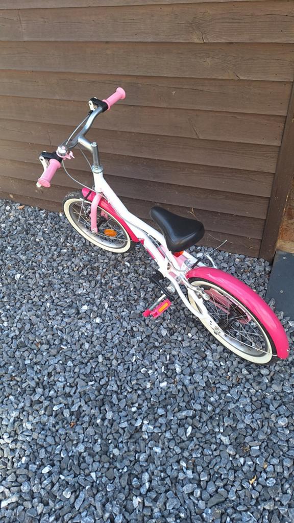 Kinder fiets, Ophalen, Zo goed als nieuw, 16 tot 20 inch, B-twin