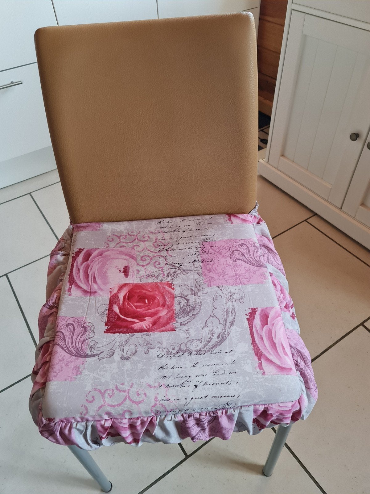 galette de chaise rose fleuri(4) +nappe ronde 1m60 diamètre, Enlèvement, Rose, Lavable