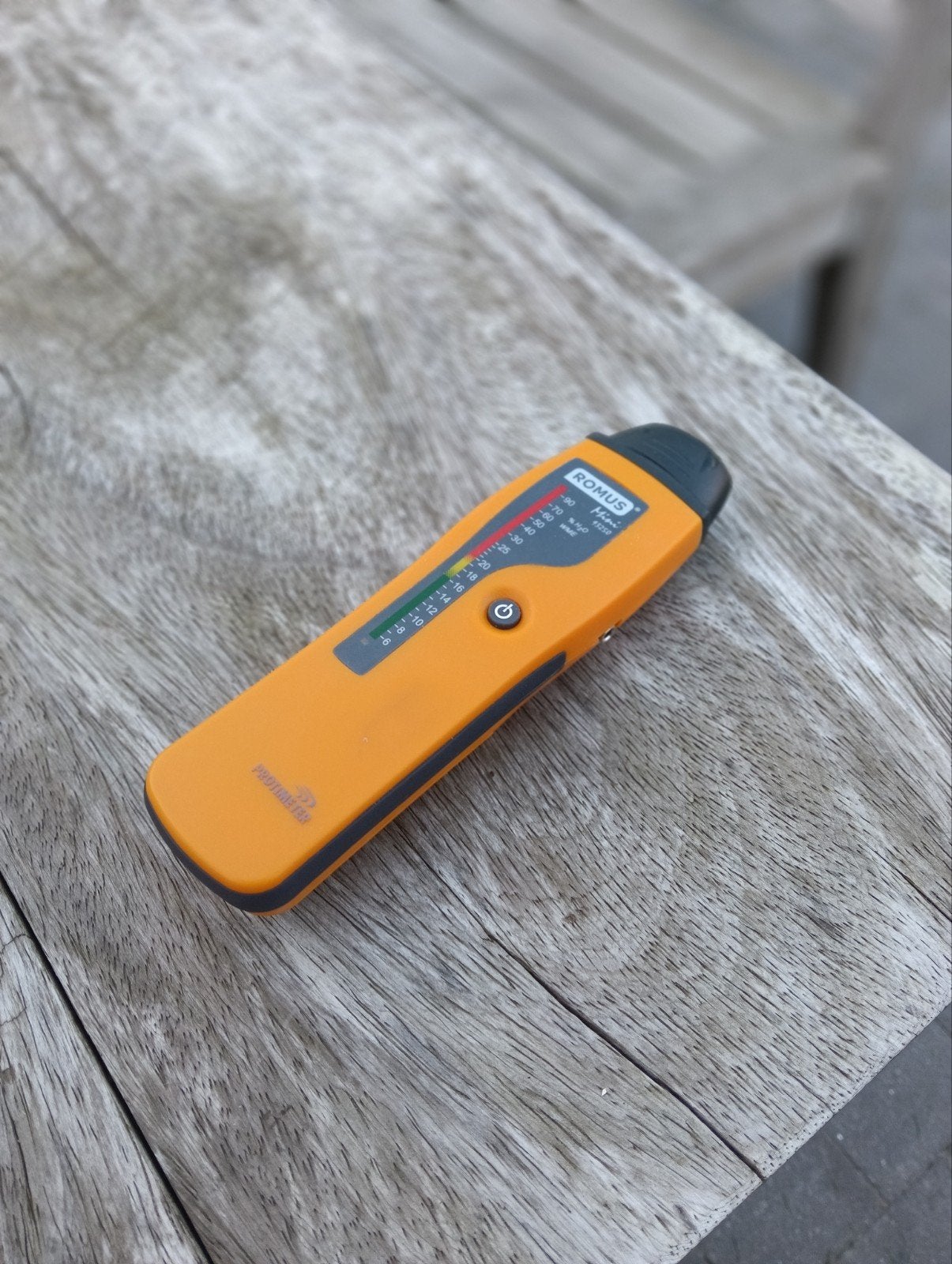 Vochtmeter!, Ophalen