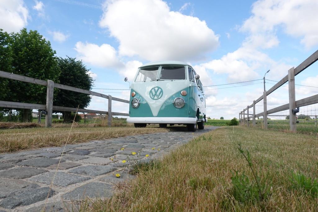 Volkswagen T1 sunroof (bj 1964), Auto's, Bestelwagens en Lichte vracht, Achterwielaandrijving, Gebruikt, 4 cilinders, https://public.car-pass.be/vhr/308b4cfa-f687-431b-88cc-62af0ef6bd89