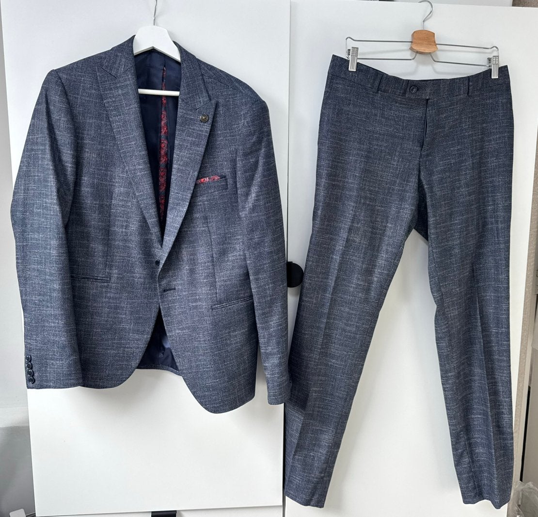 Costume bleu foncé pour homme, Enlèvement, Comme neuf, Taille 52/54 (L), Bleu