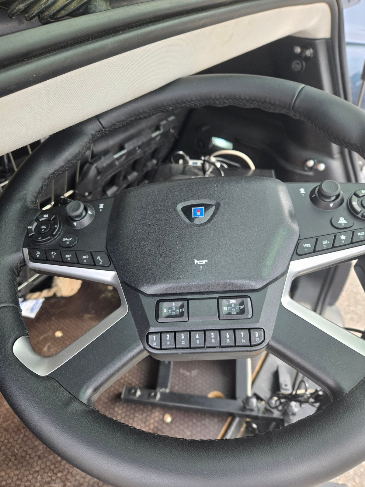 Volan de simulation camion Hori Truck Weel, Enlèvement, Simulation