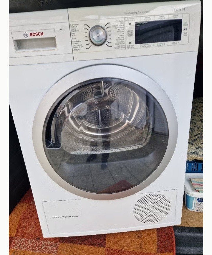 Bosch droger met A++ warmtepomp. Serie 8, Ophalen, Zo goed als nieuw, Voorlader