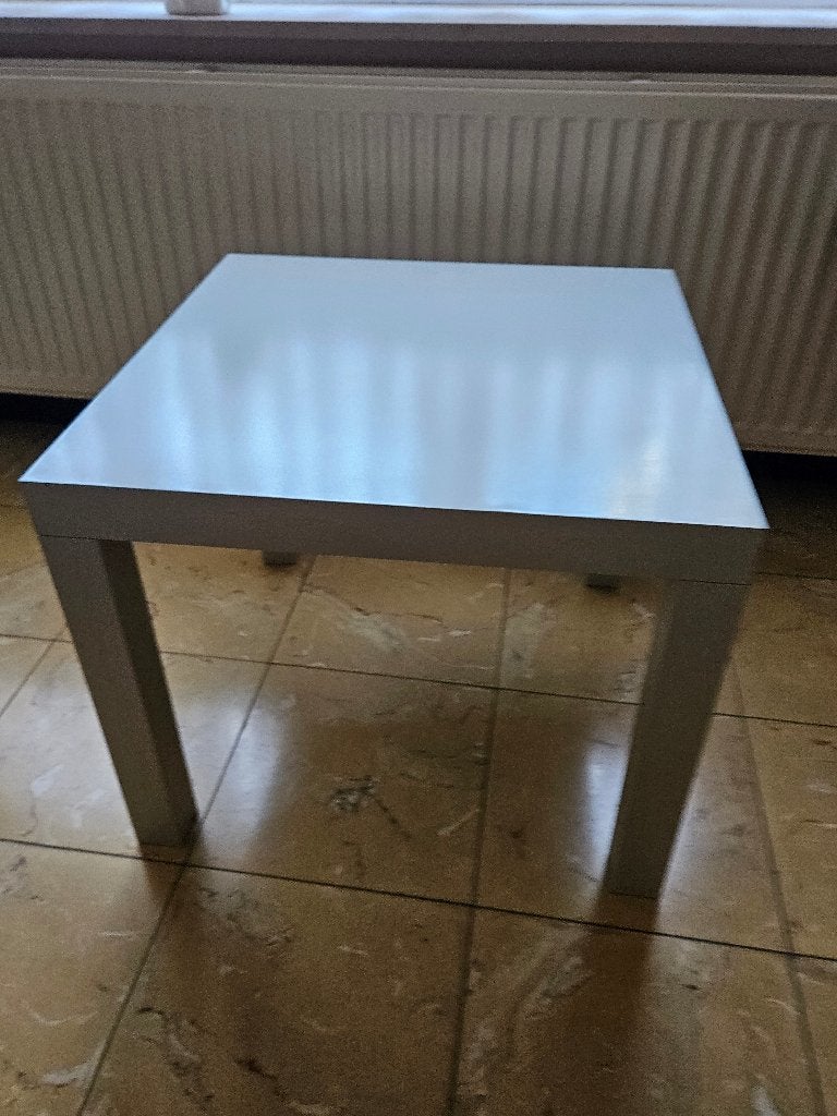 tafeltje grijs gelakt, Maison & Meubles, Tables | Tables d'appoint, 55 à 75 cm, Synthétique, Enlèvement, Modern