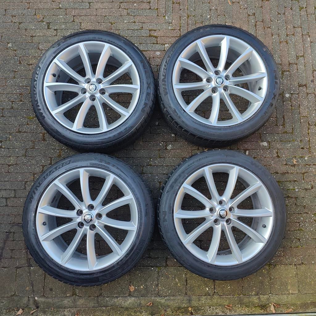 Jaguar 19 inch velgen + winterbanden 245/45 R19 – 5x108, Winterbanden, Band(en), Ophalen, 19 inch