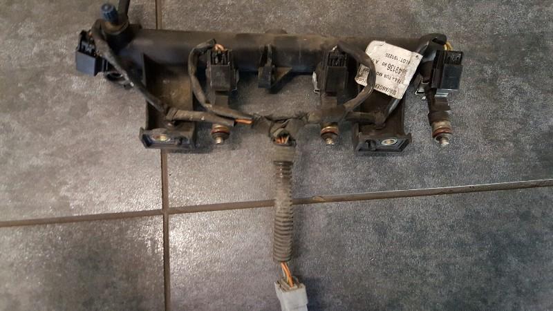 INJECTEUR Peugeot 307 (3A / C/D) (|1984F7|0280158057|), Robert Bosch AG, Utilisé, Robert-Bosch-Allee 1
74232  Abstatt, DE, Engineering@bosch.com