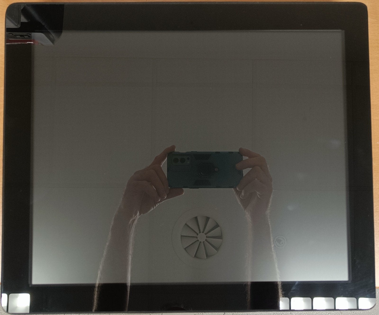 30x Elo 1790L Touchscreen, Computers en Software, Ophalen, Zo goed als nieuw, Touchscreen