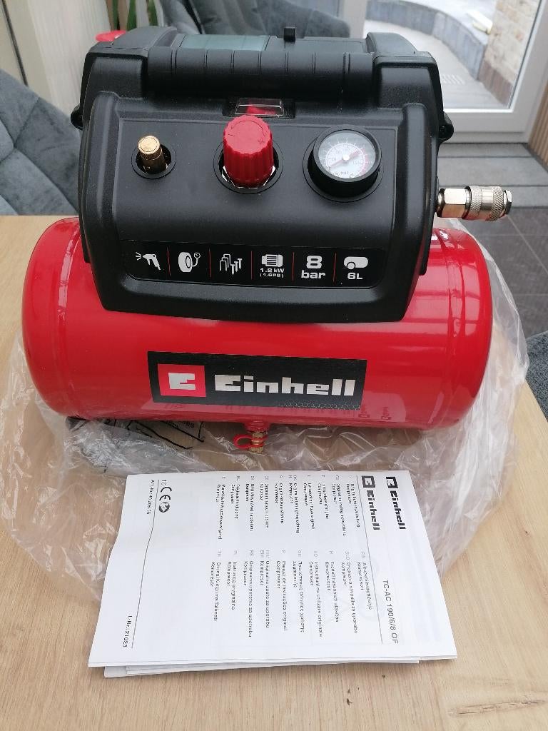 Compressor einhell, Doe-het-zelf en Bouw, Compressors, Ophalen, Zo goed als nieuw