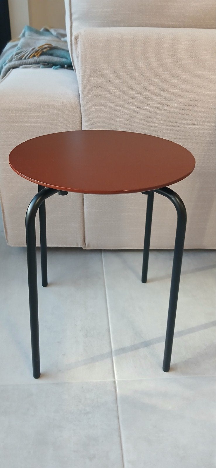 Ferm Living Herman Stool red, Ophalen of Verzenden, Zo goed als nieuw, Hout