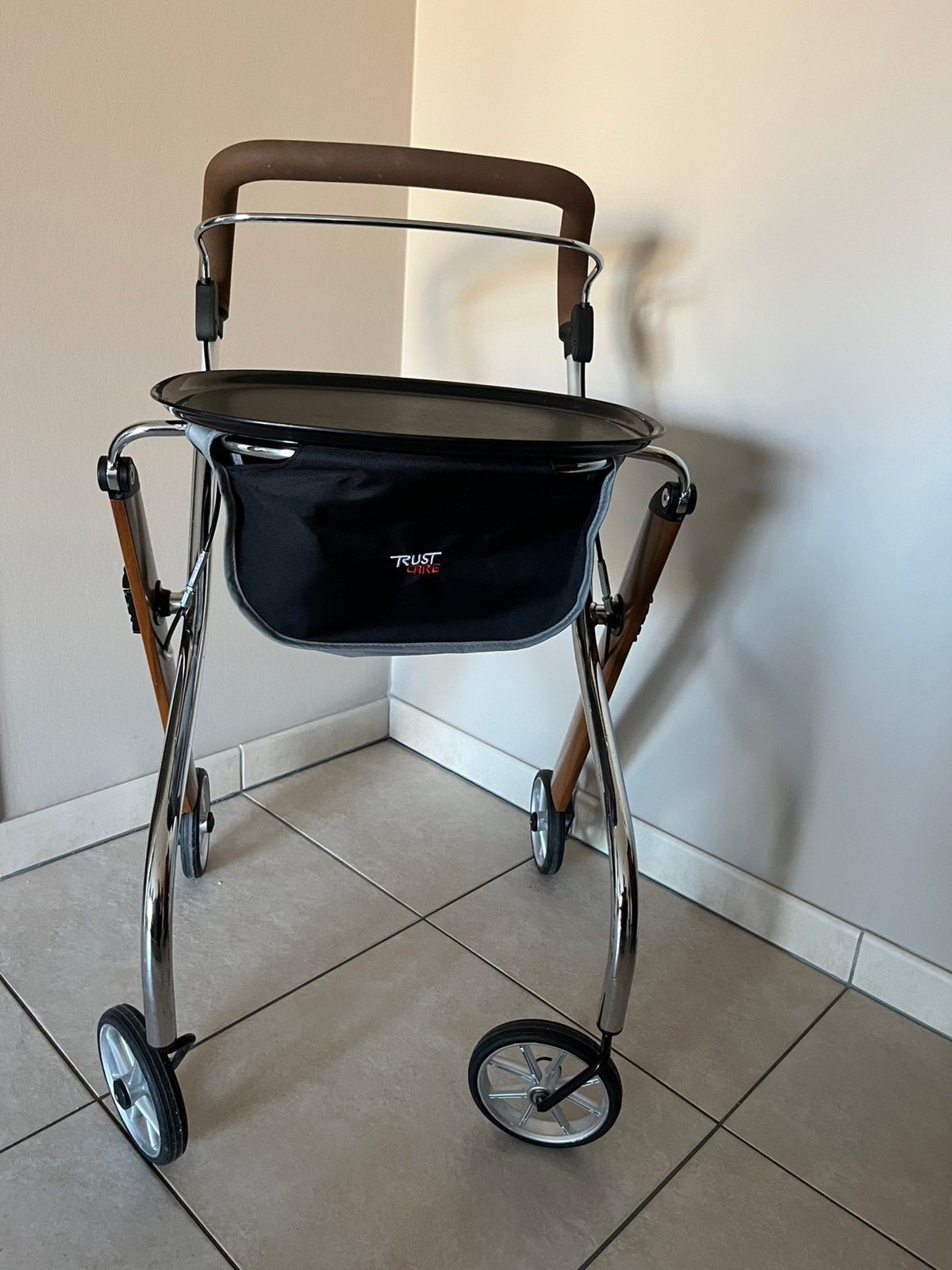 Rollator, Diversen, Ophalen, Opvouwbaar, Zo goed als nieuw