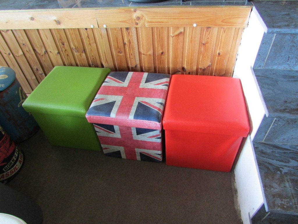 Nieuw poef met deksel 17 euro per stuk p.u., Maison & Meubles, Canapés | Repose-pieds & Poufs, Enlèvement, Neuf