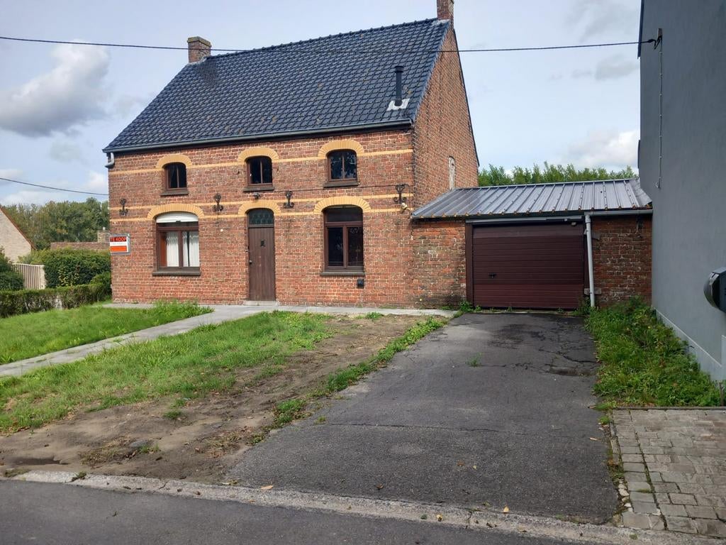 Woonhuis te Torhout op mooie locatie. Uit de hand te koop., Immo, Torhout, Provincie West-Vlaanderen