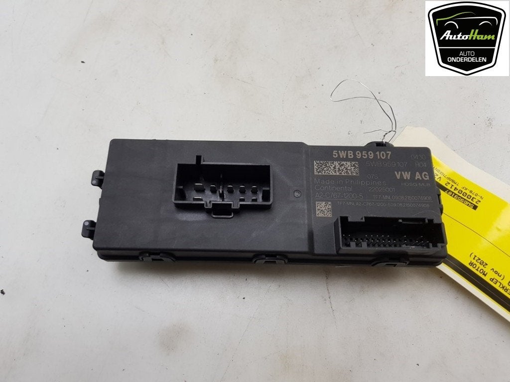 MODULE ACHTERKLEP MOTOR Skoda Octavia (NXAA) (|5WB959107|), Auto-onderdelen, Dhr. J. Ham, Gebruikt, Administratie@autoham.nl, Skoda