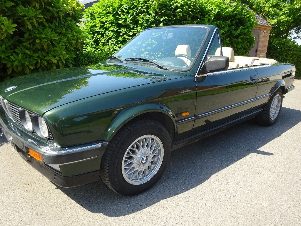 BMW 320 Cabriolet E30, Auto's, 4 zetels, Achterwielaandrijving, Beige, Lederen bekleding