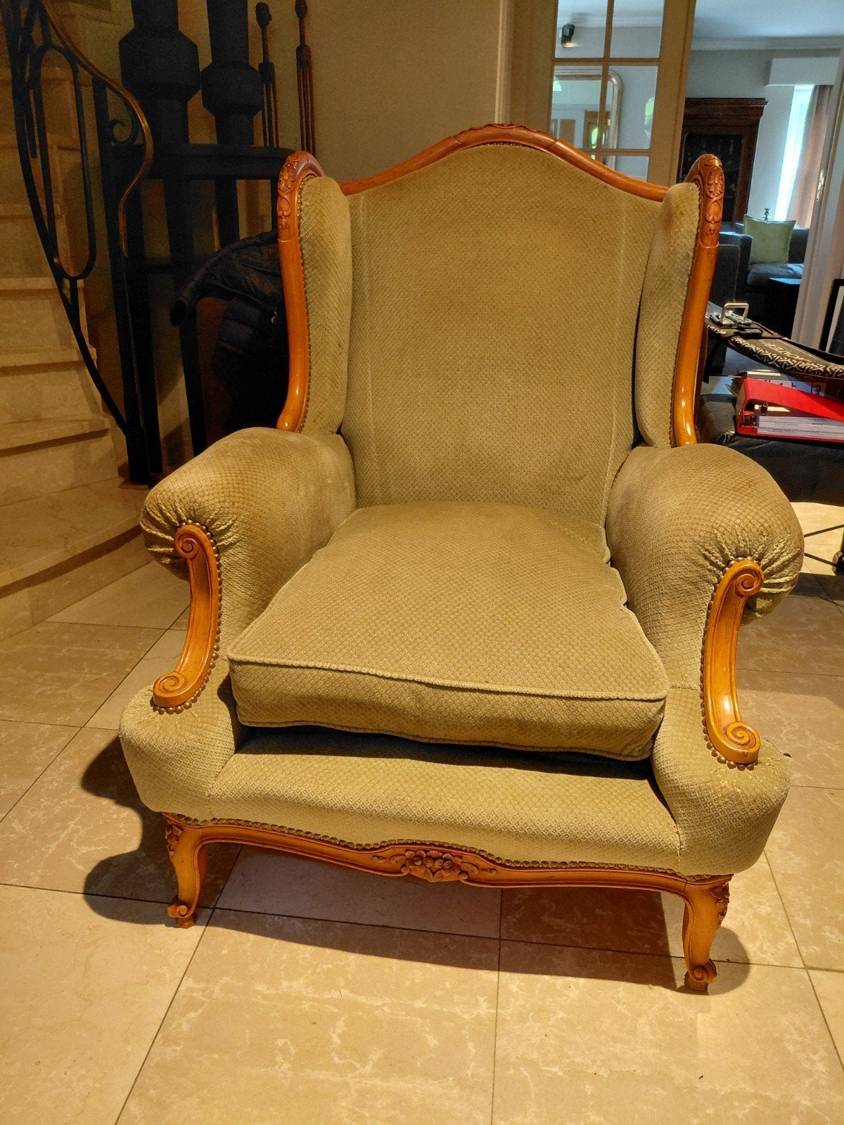 bergère Louis XV, Enlèvement