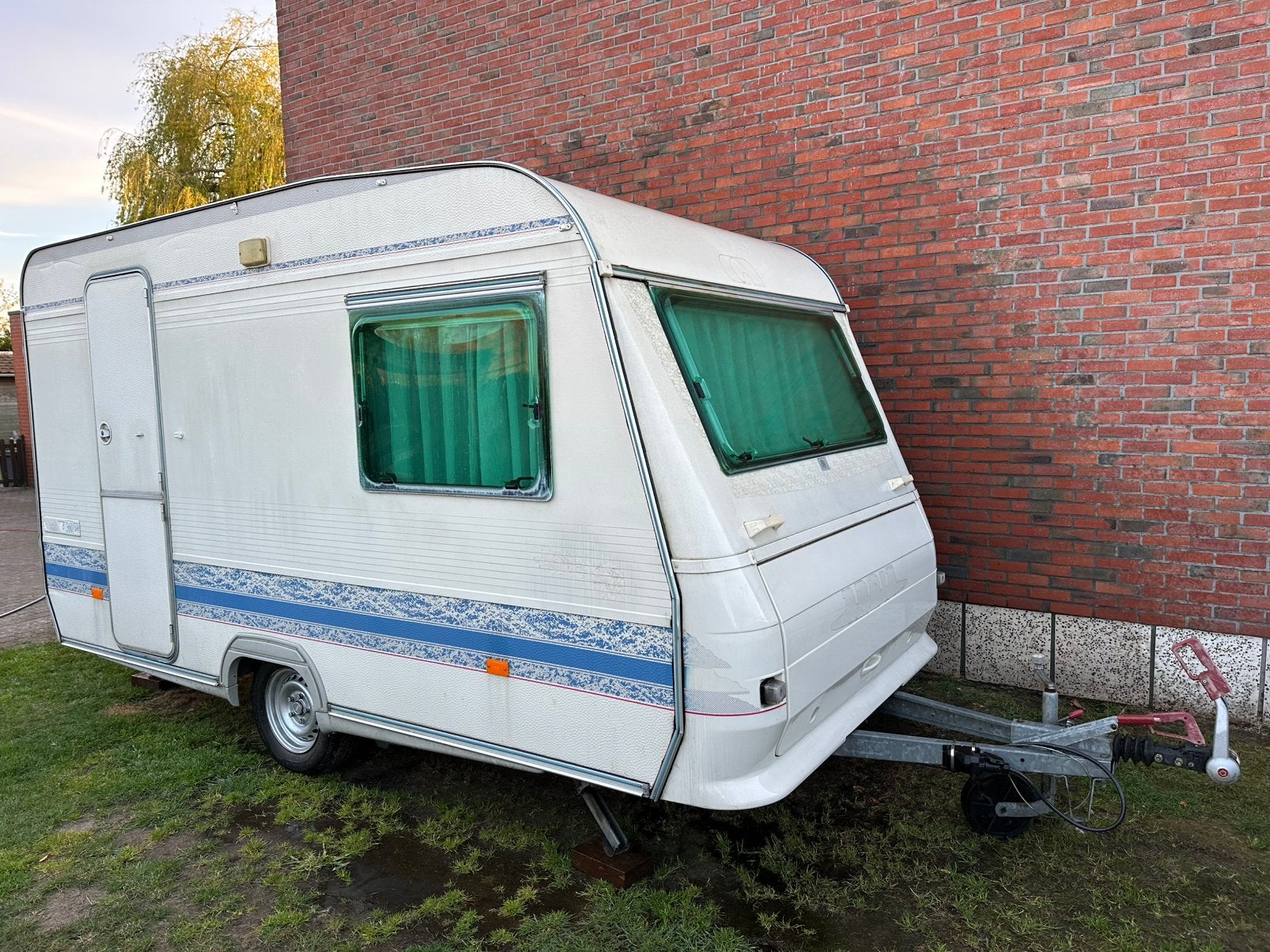 Caravan adria met volautomatische mover, Caravanes & Camping, Caravanes, Particulier, Réfrigérateur, Adria
