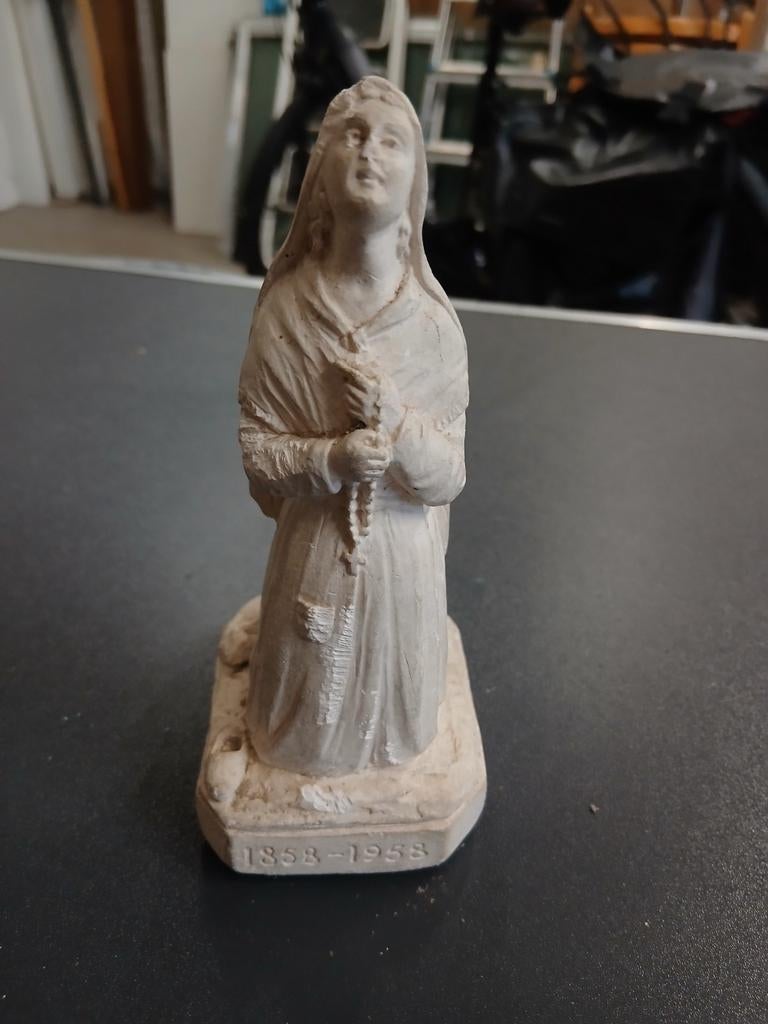 Heilige Theresia van Lisieux geknield, Ophalen of Verzenden