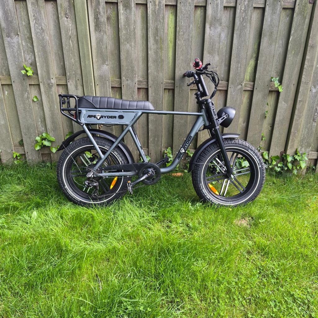 Ape ryder a 10 bieden mag!, Enlèvement