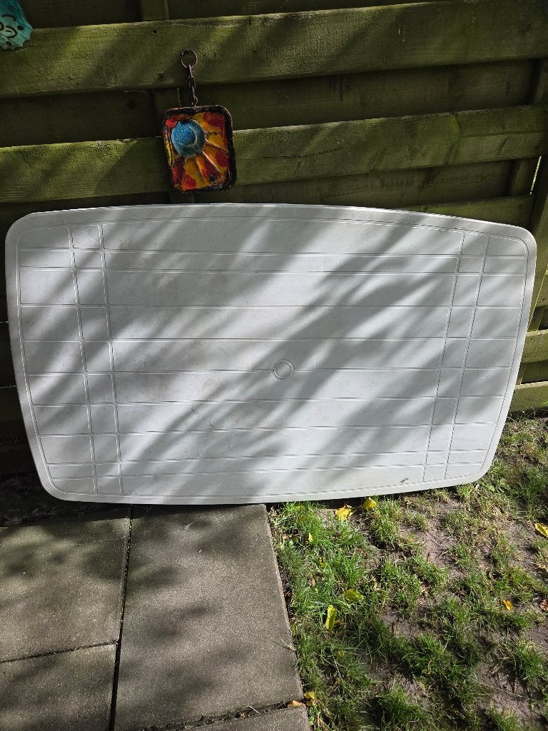 Vier witte verstelbare stoelen met tafel.zie foto's, Jardin & Terrasse, Salons de jardin, Synthétique, Utilisé, Enlèvement