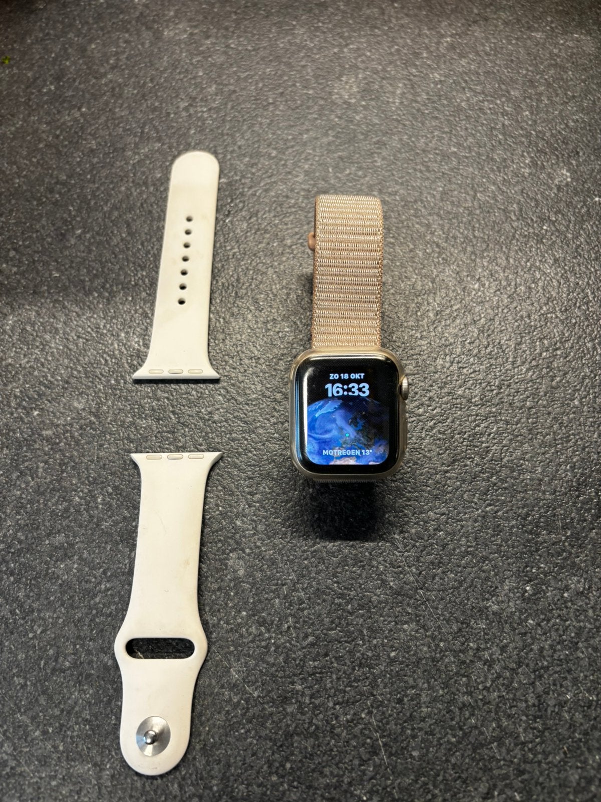 Apple Watch SE3, Bijoux, Sacs & Beauté, Enlèvement ou Envoi, GPS, Comme neuf