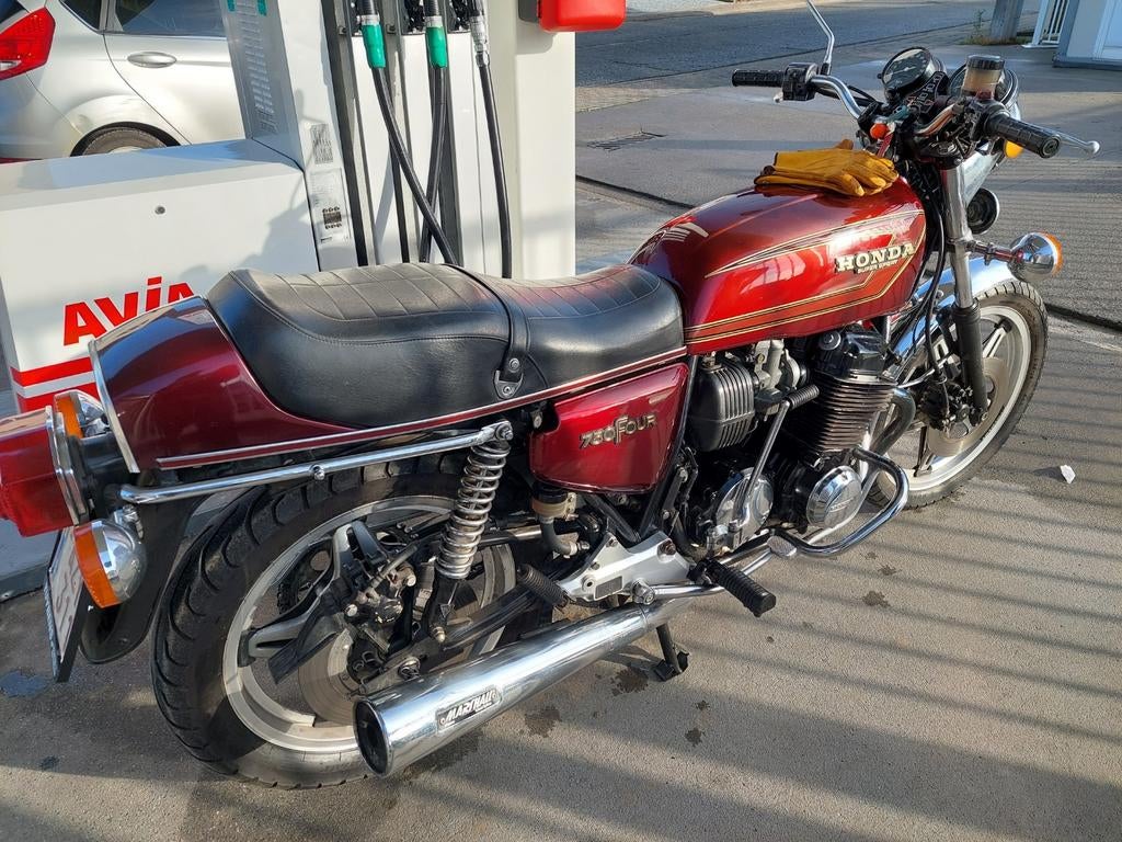 Motocyclette Honda CB750F2-A 1977, Enlèvement