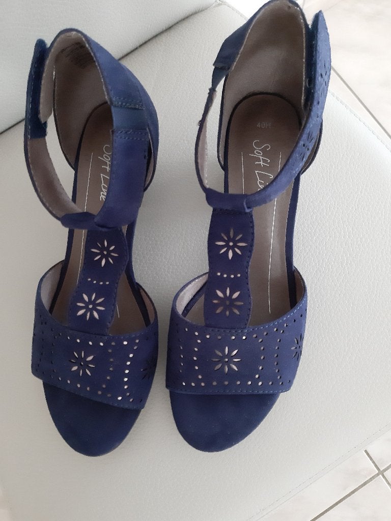 blauwe open zomerschoen, Blauw, Zo goed als nieuw, Softline, Ophalen of Verzenden