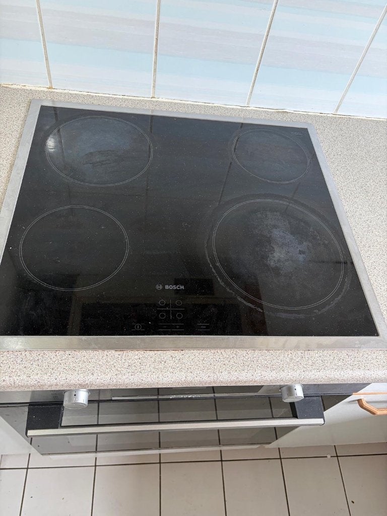 Taque de cuisson Bosch / Cooktop Bosch, 4 zones de cuisson, Encastré, Enlèvement, Utilisé