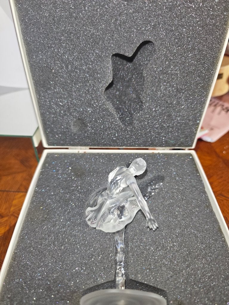 Swarovski Ballerina 236715, Enlèvement ou Envoi, Comme neuf, Figurine