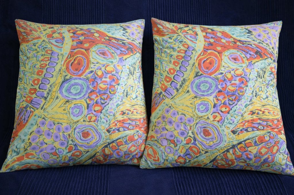 Deux taies d’oreiller 6060 cm – motif coloré, Ophalen of Verzenden, Gebruikt, Kussen