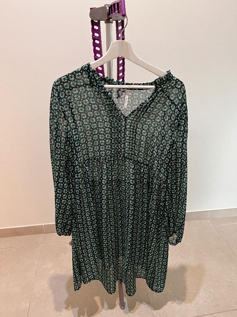 Dameskleding maat L/XL, Kleding | Dames, Dames-kledingpakketten, Ophalen of Verzenden, Nieuw, Maat 42/44 (L)