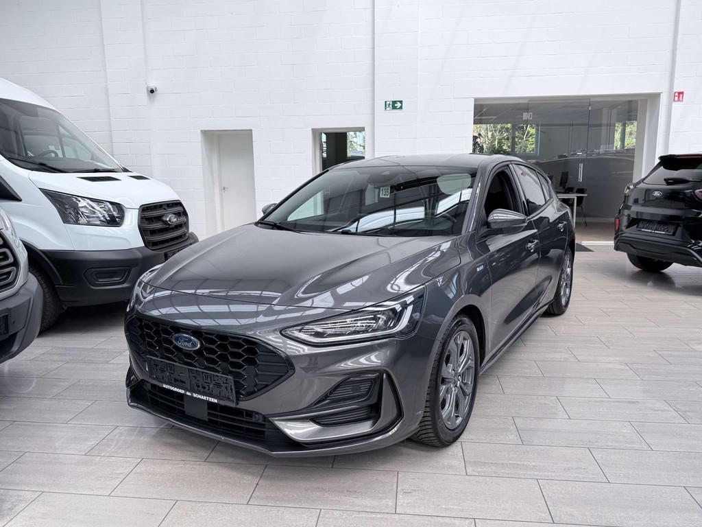 Ford Focus EcoBoost mHEV ST-Line X (bj 2023, automaat), Auto's, 1349 kg, Stof, Gebruikt, 5 zetels