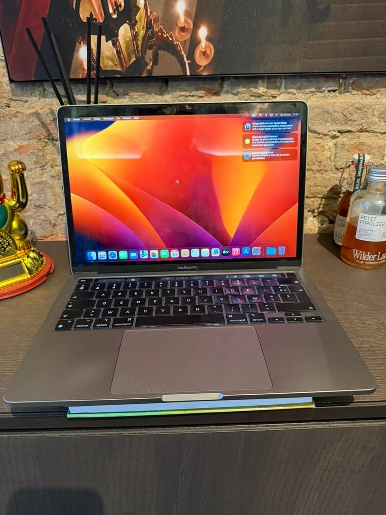 MacBook Pro 2022 / M2 / 13inch, 256 GB, Utilisé, Azerty, 8 GB