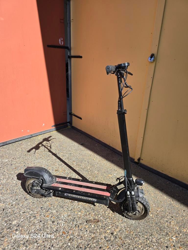 Elektrische scooter, Ophalen, Zo goed als nieuw