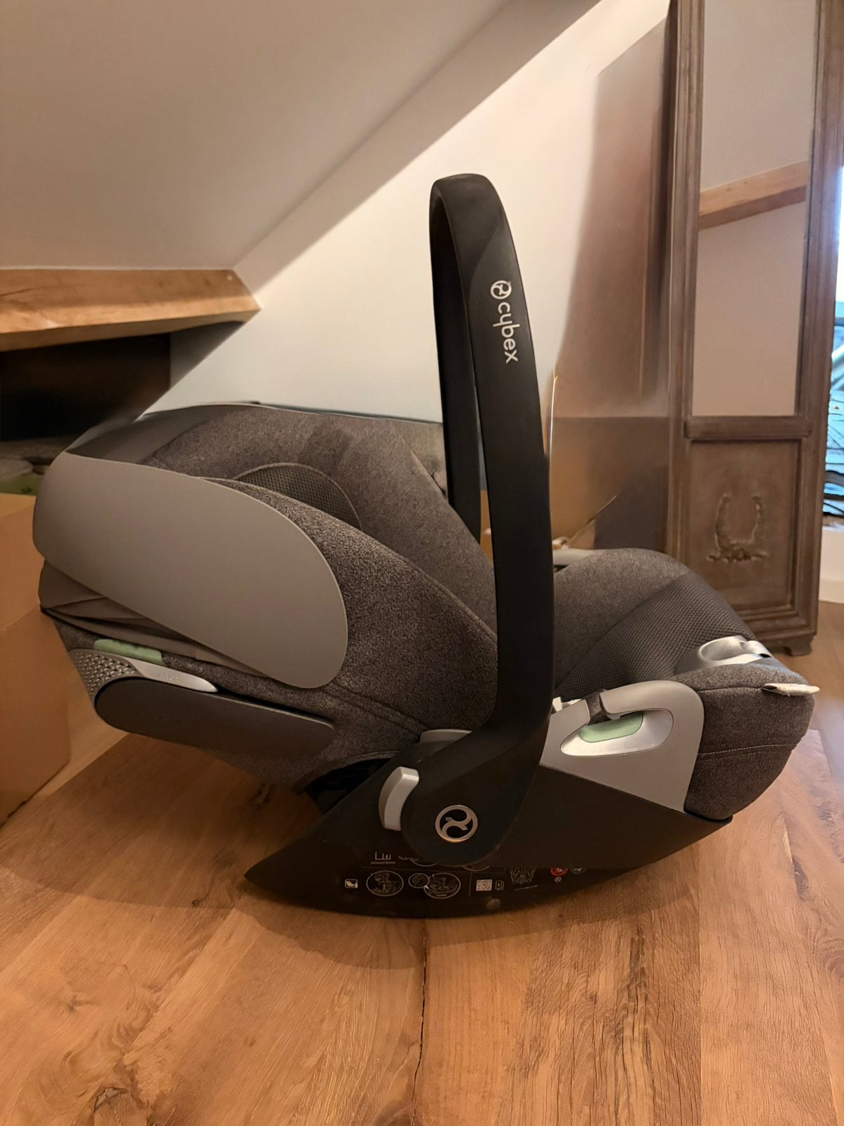 CYBEX Cloud T i-Size Plus Platinum uitvoering in Mirage Grey, Ophalen of Verzenden, Zo goed als nieuw